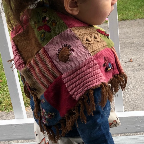 Oshkosh B’Gosh Fall Knit Poncho Scarf - Picture 4 of 5